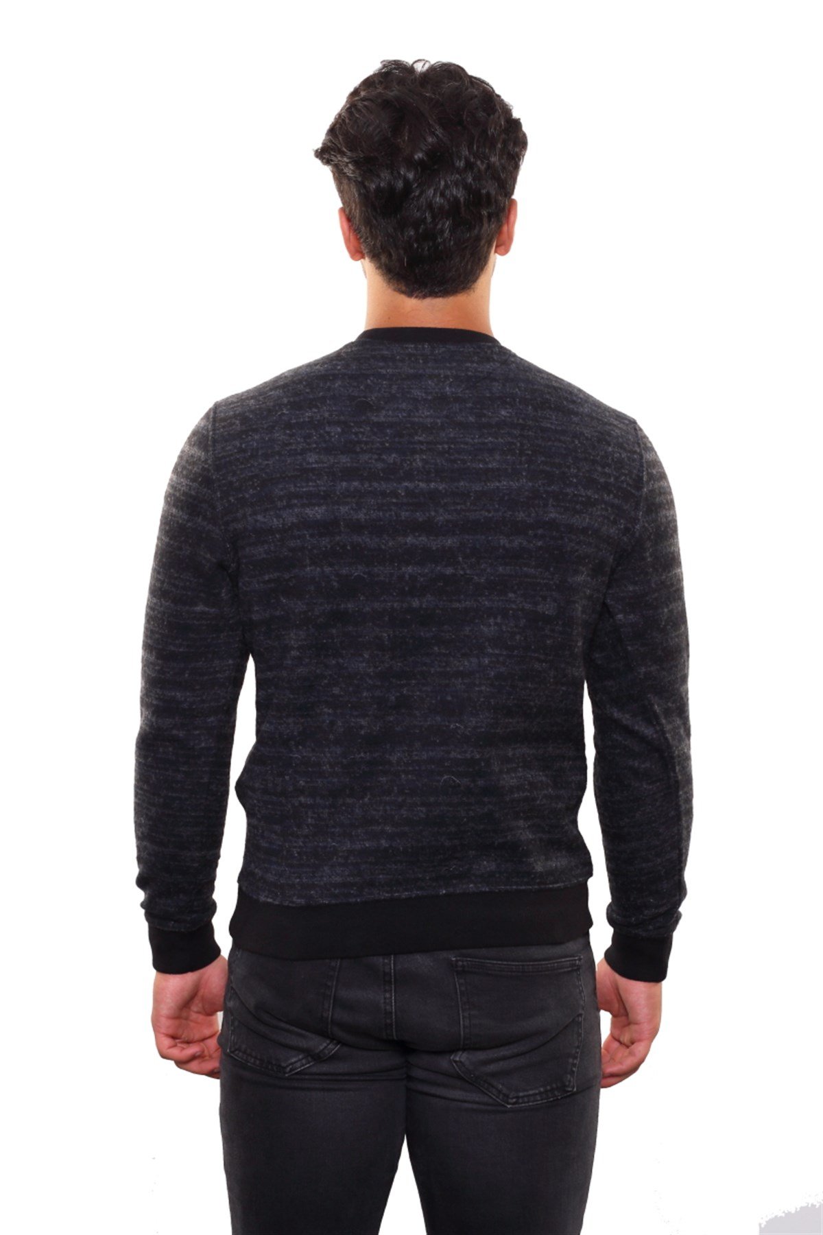 Yuvarlak Yaka Sweatshirt 