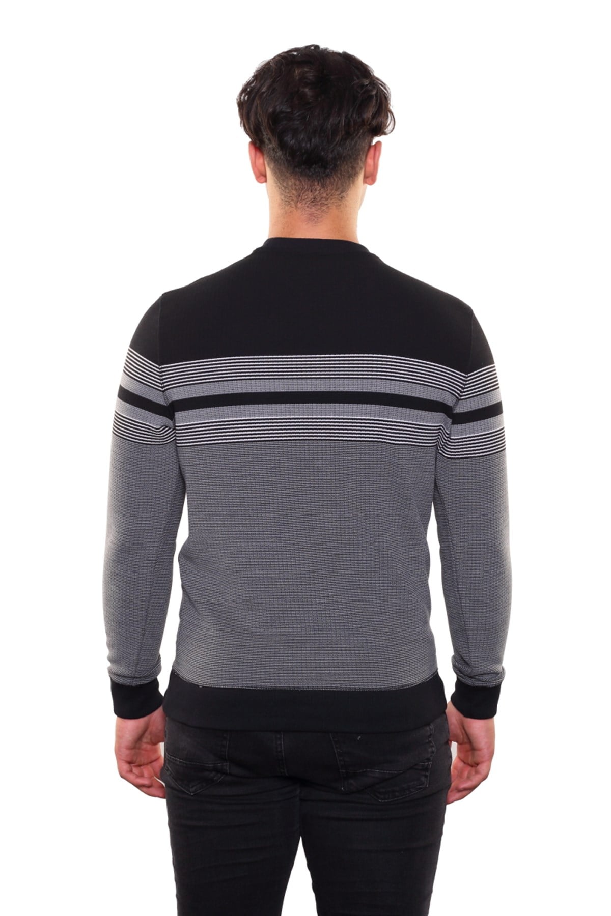 Yuvarlak Yaka Sweatshirt 