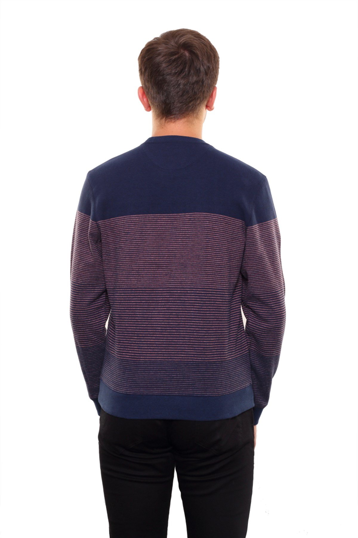 Yuvarlak Yaka Sweatshirt 