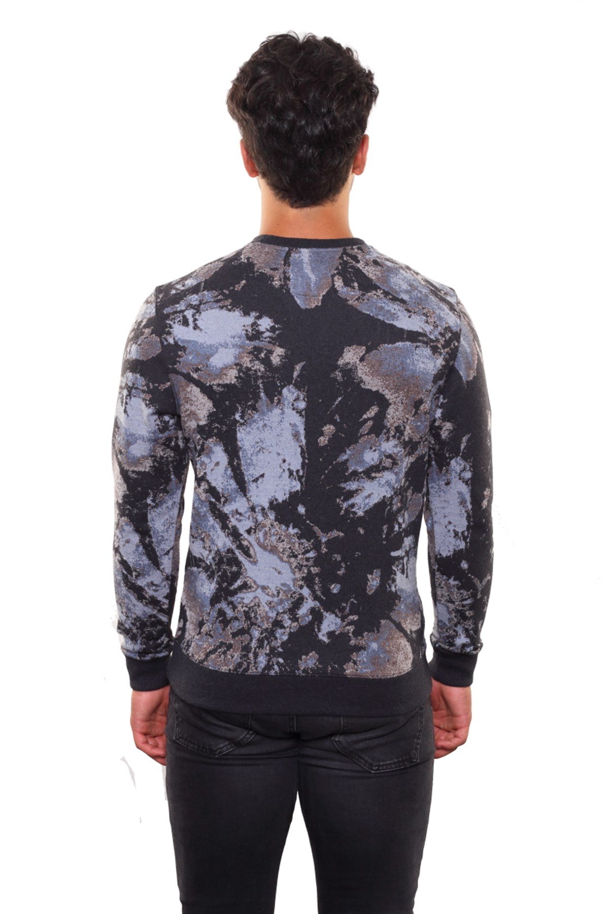 Yuvarlak Yaka Sweatshirt 