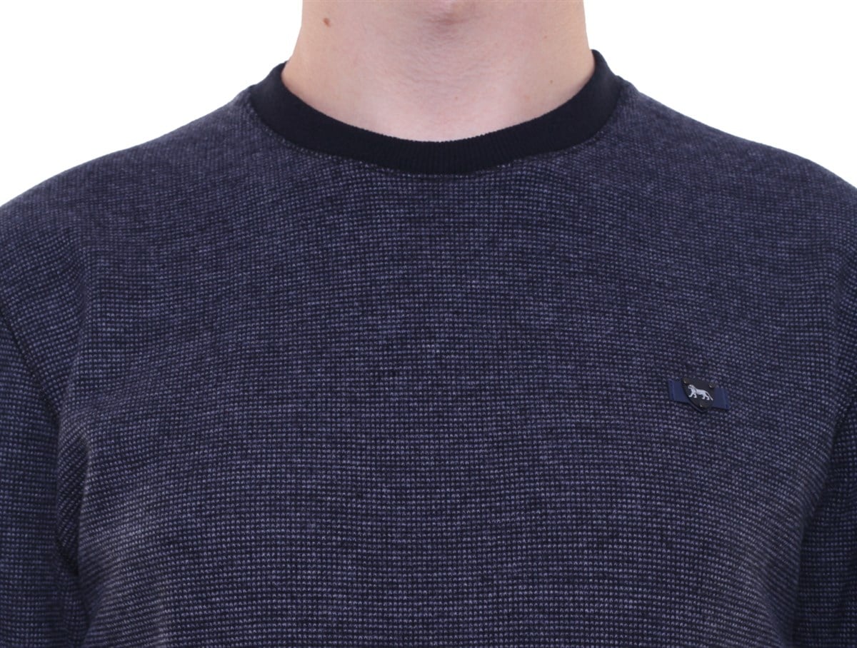 Yuvarlak Yaka Sweatshirt 