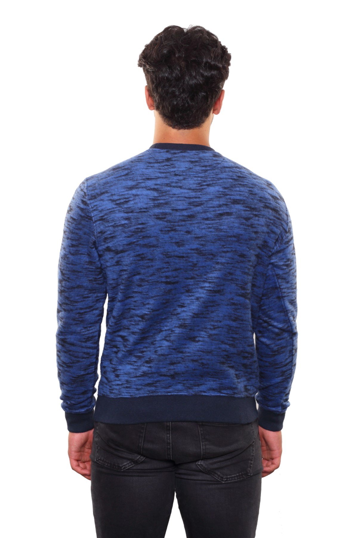 Yuvarlak Yaka Sweatshirt 