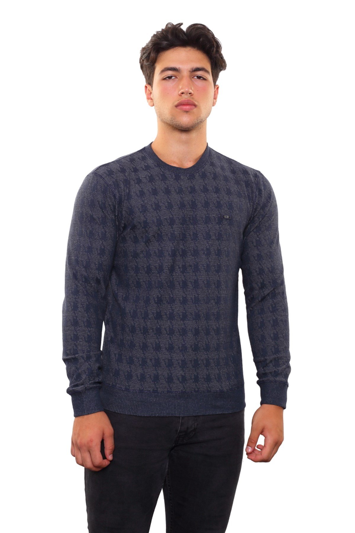 Yuvarlak Yaka Sweatshirt 