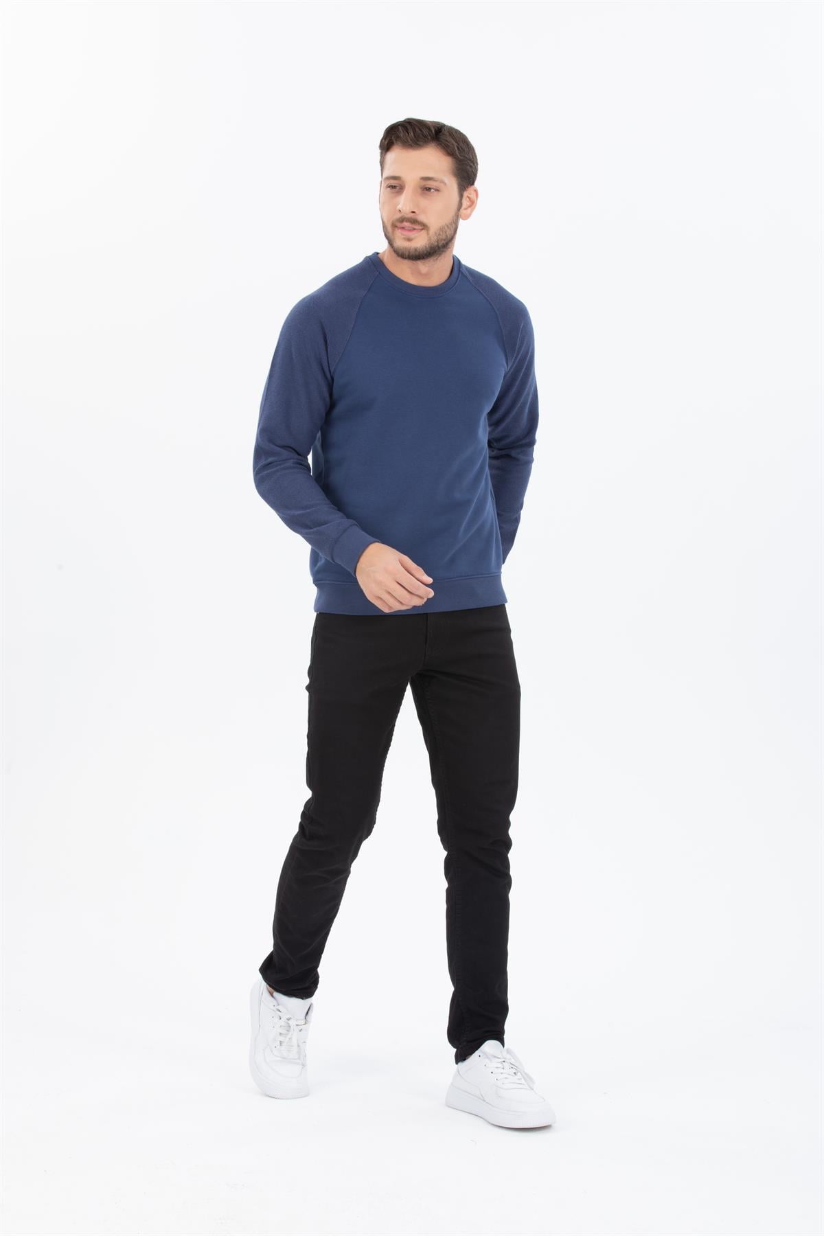 Yuvarlak Yaka Sweatshirt 