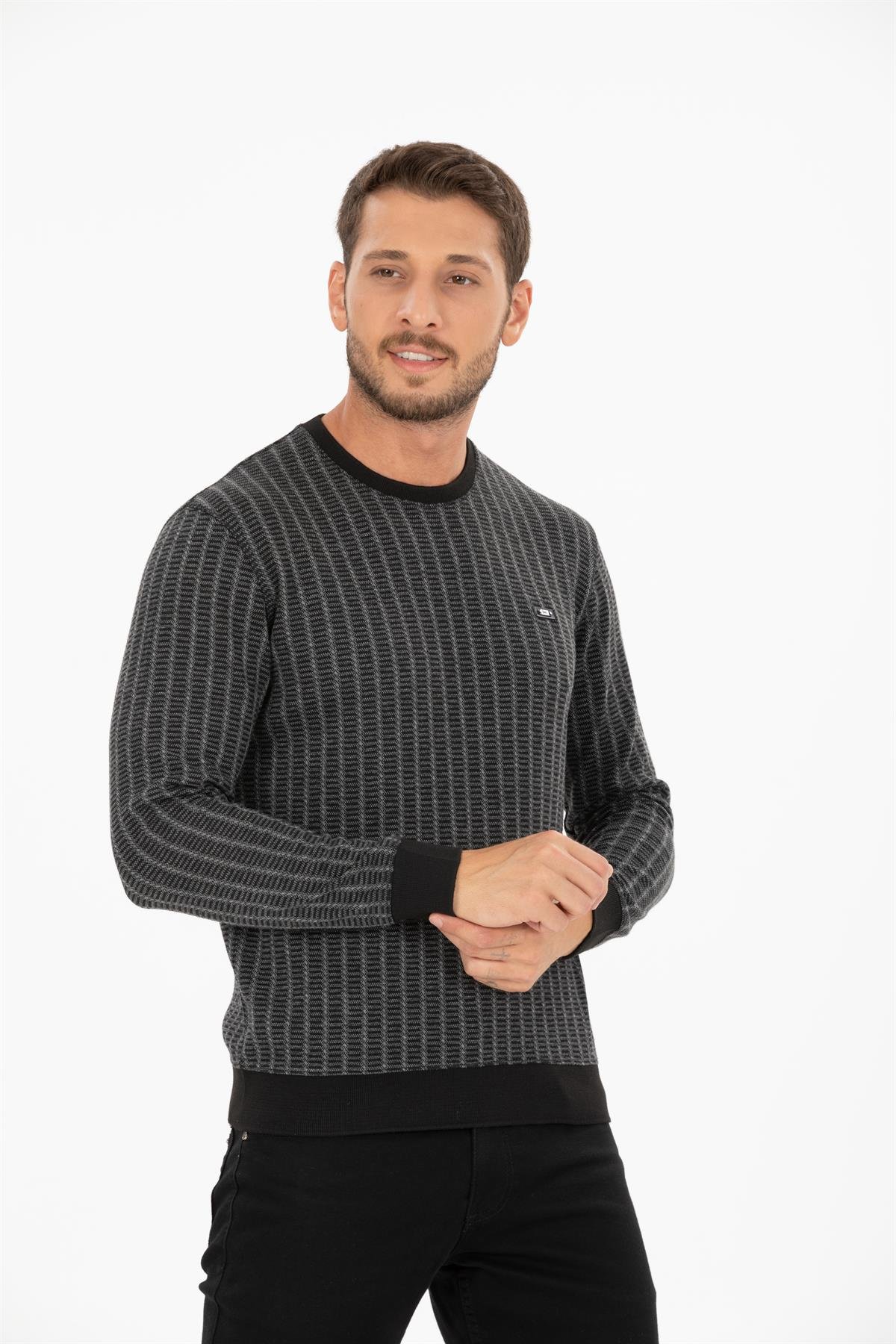 Yuvarlak Yaka Sweatshirt 