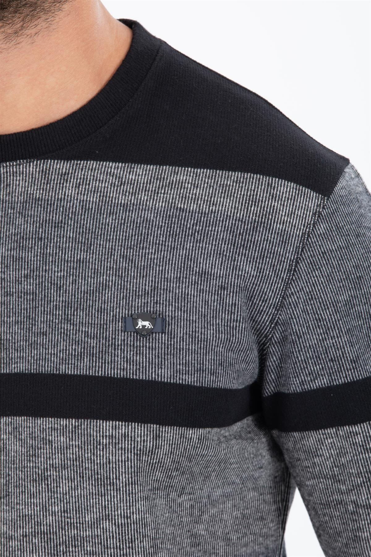 Yuvarlak Yaka Sweatshirt 