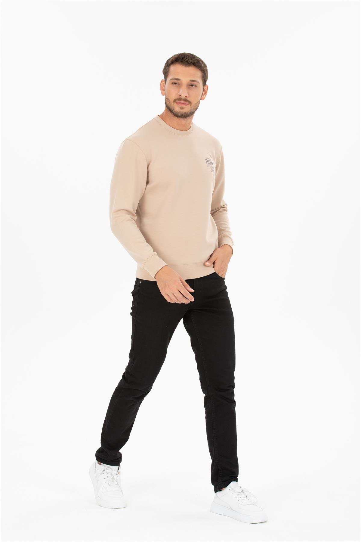 Yuvarlak Yaka Sweatshirt 