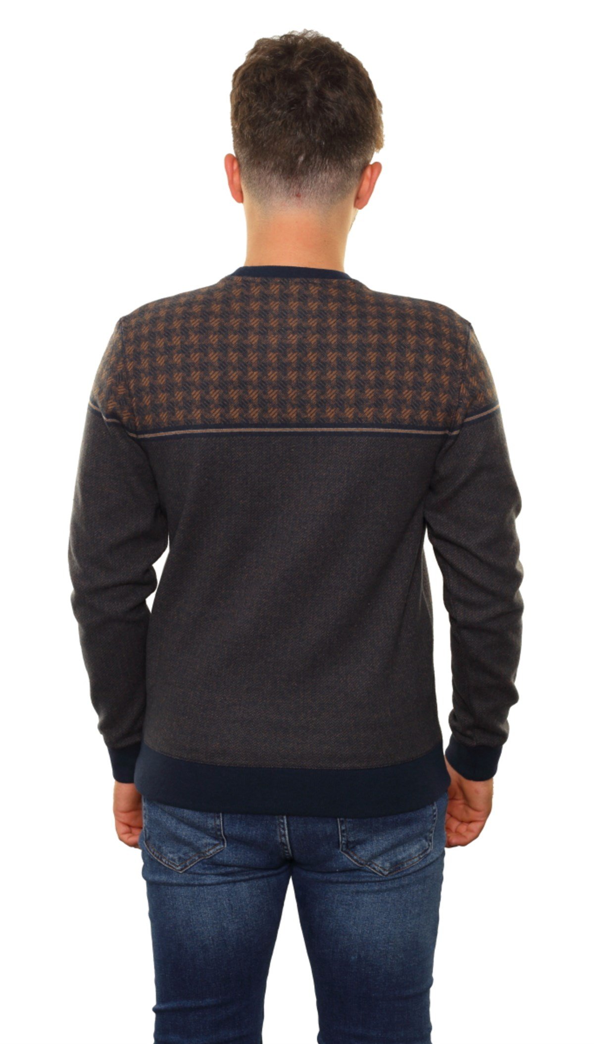 Yuvarlak Yaka Sweatshirt 