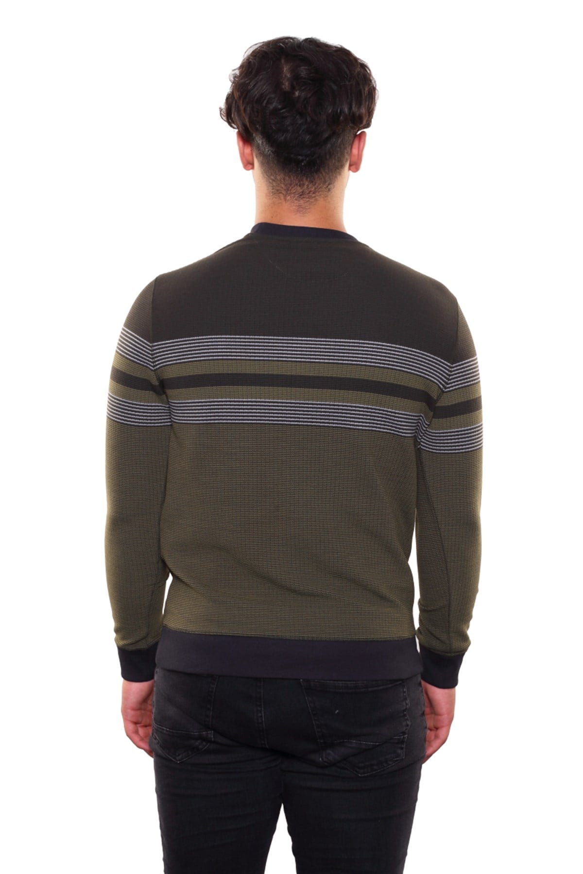 Yuvarlak Yaka Sweatshirt 