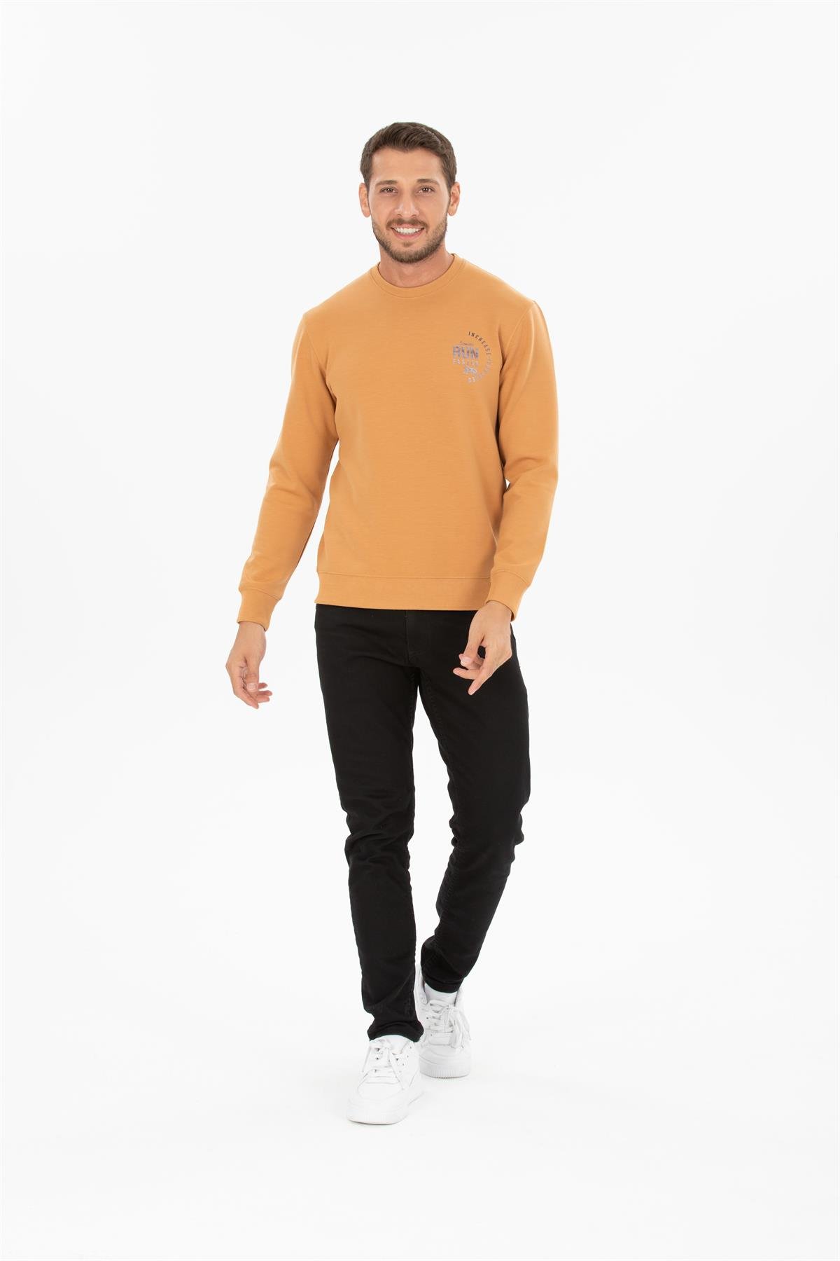 Yuvarlak Yaka Sweatshirt 