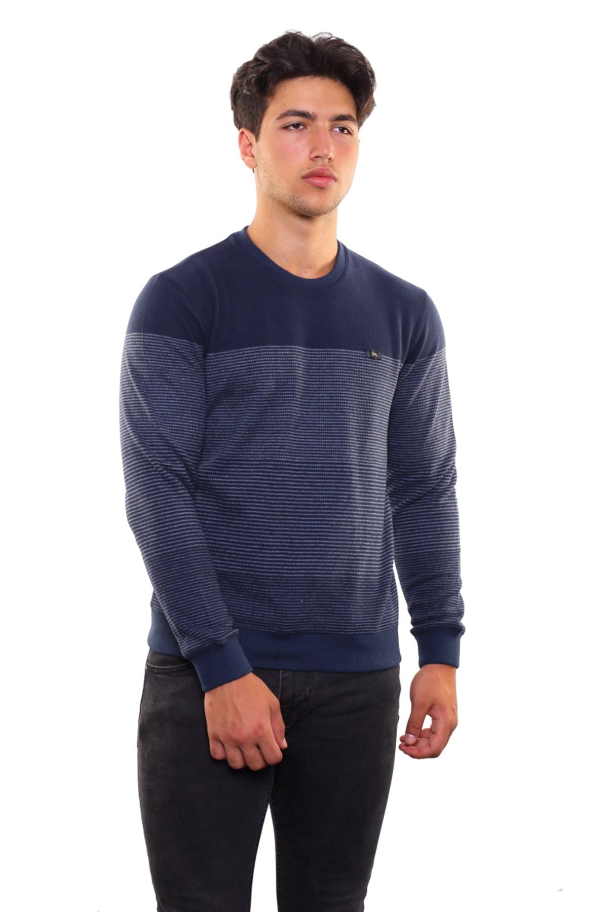 Yuvarlak Yaka Sweatshirt 