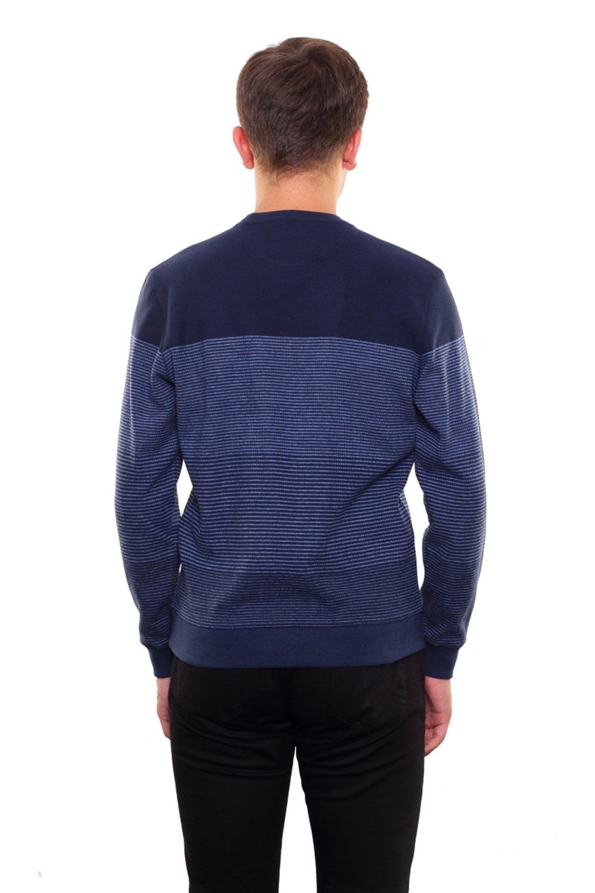Yuvarlak Yaka Sweatshirt 