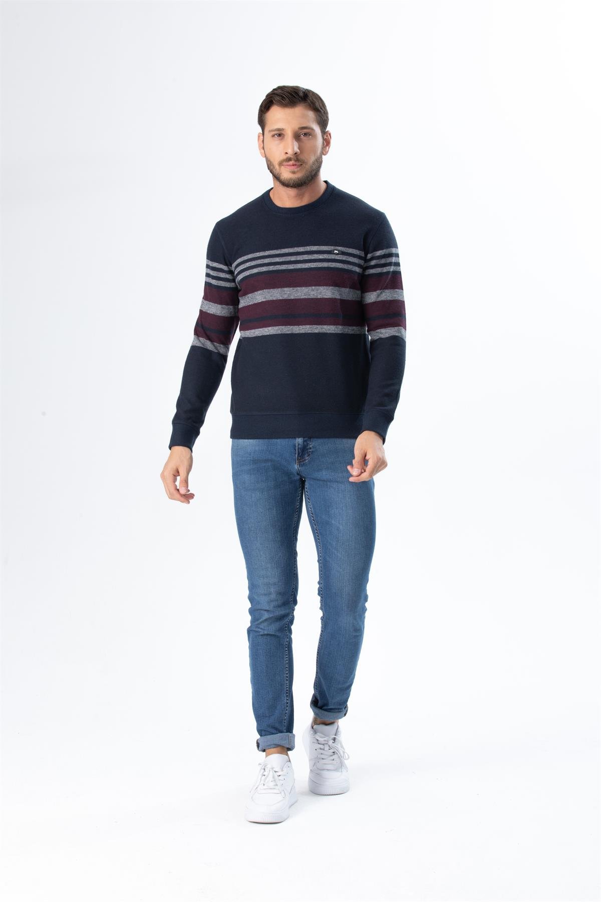 Yuvarlak Yaka Sweatshirt 
