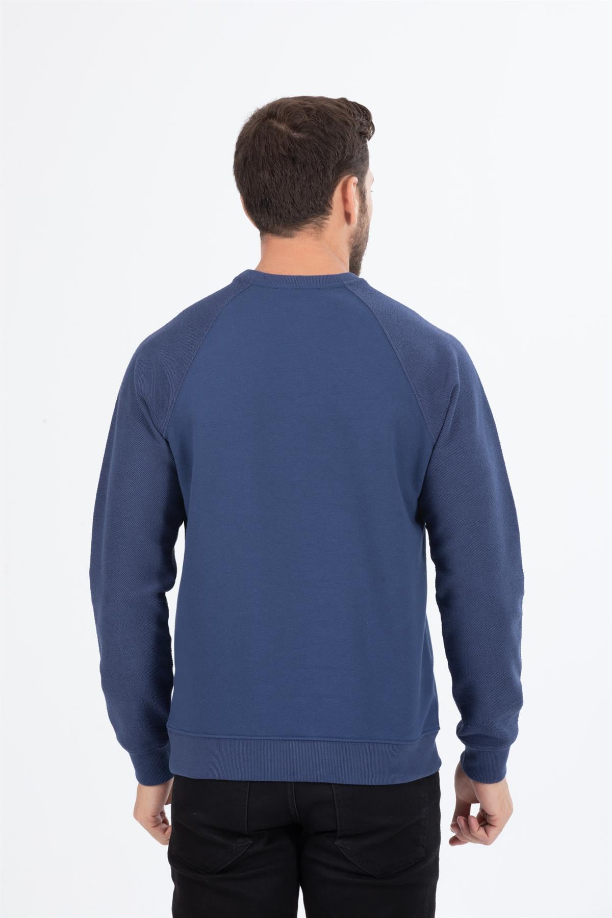 Yuvarlak Yaka Sweatshirt 