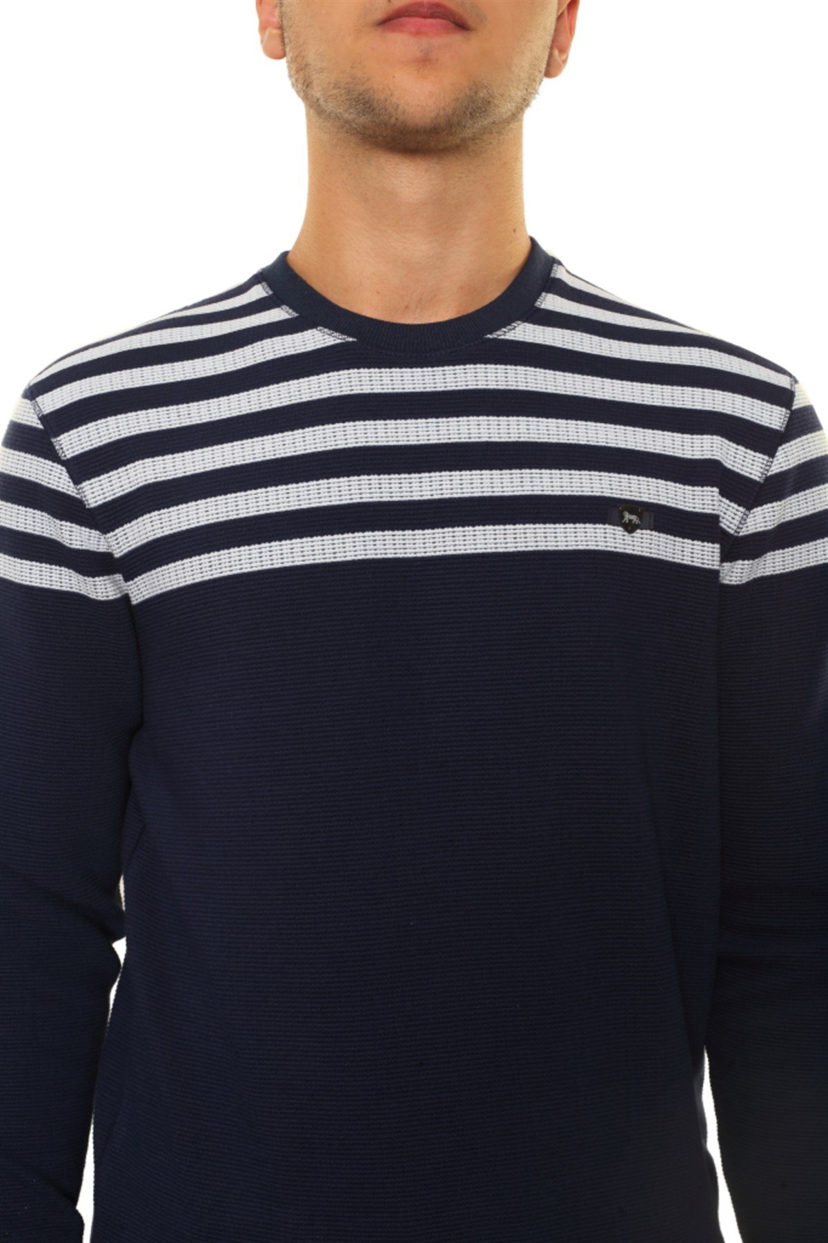 Yuvarlak Yaka Sweatshirt 