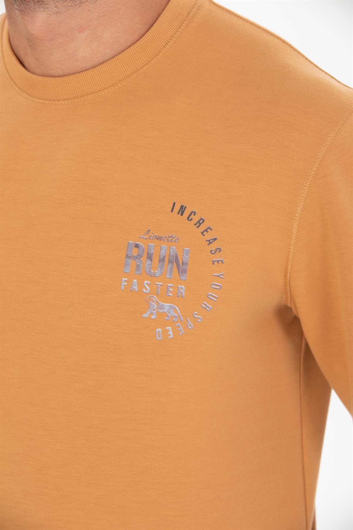 Yuvarlak Yaka Sweatshirt 