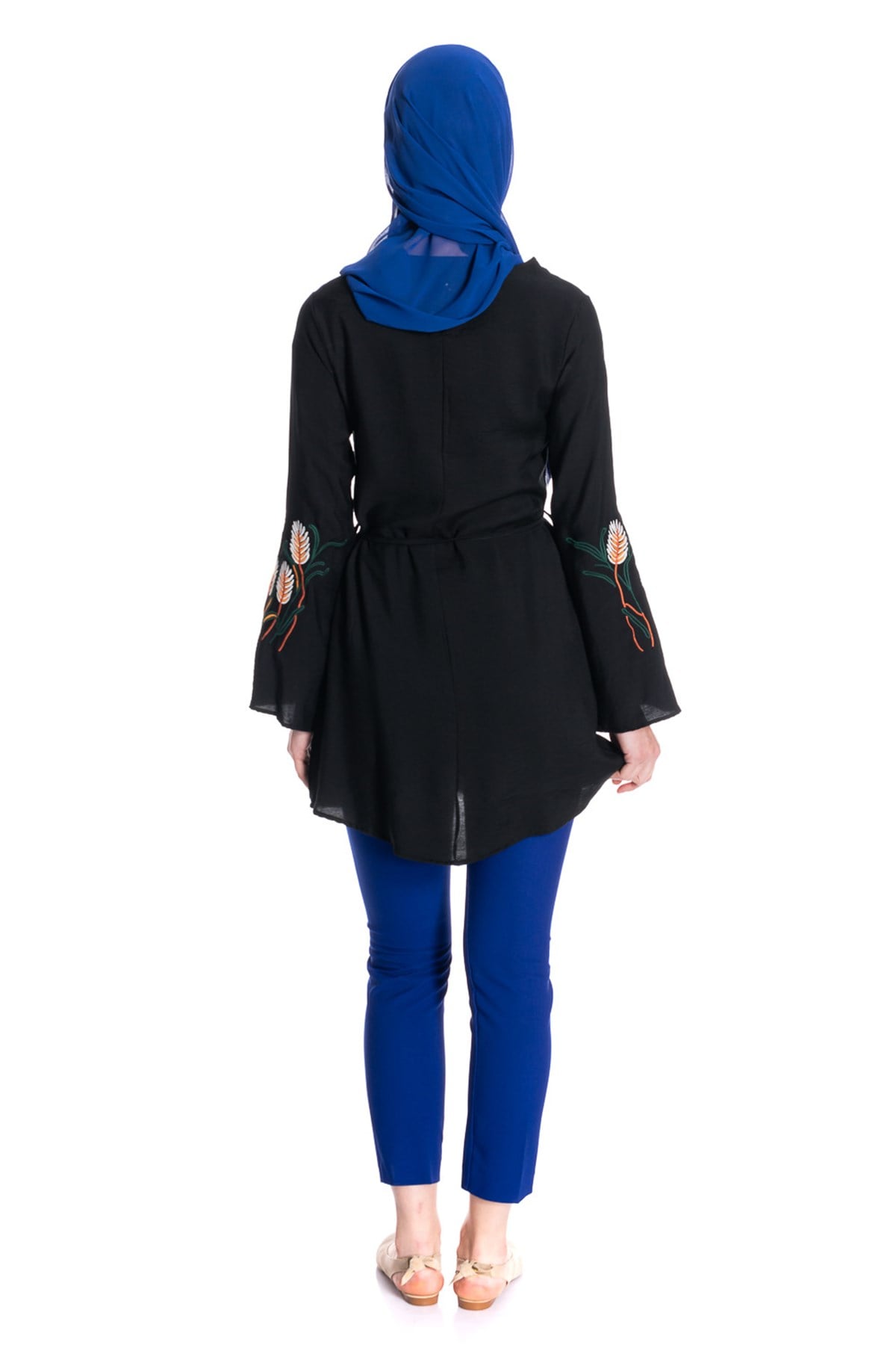 Kolu Nakışlı Siyah Tunik Tunik