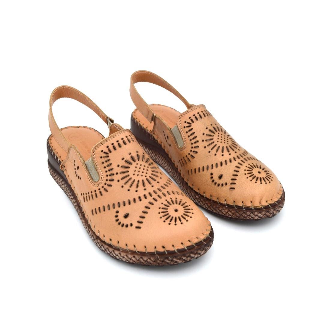 ComfortOrtopedia Kadın Deri Comfort Sabo Sandalet 2031 BEJ
