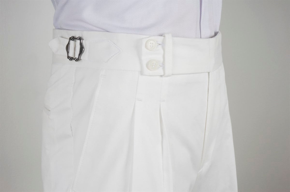 Maserto Beyaz Kemer Detaylı Pantolon Düz Desenli