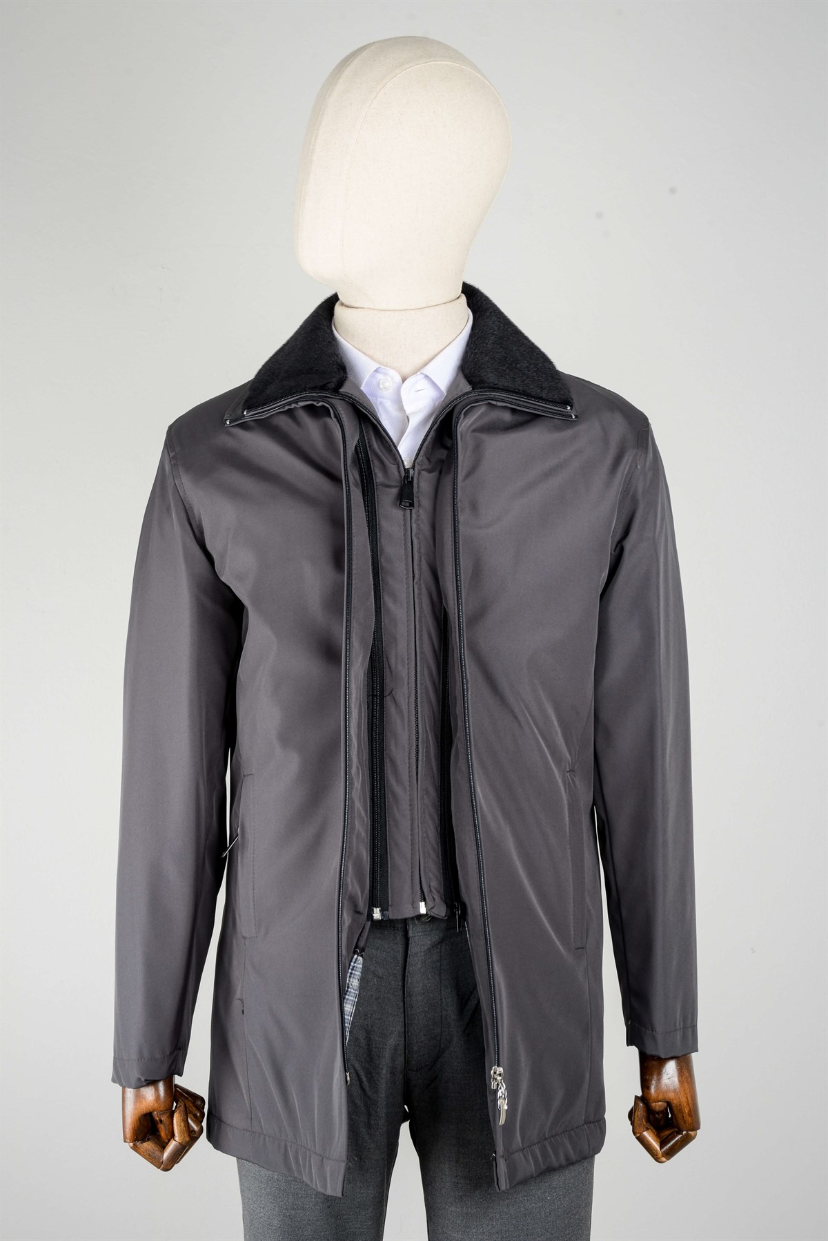 Maserto Gri Kaban Düz Desenli