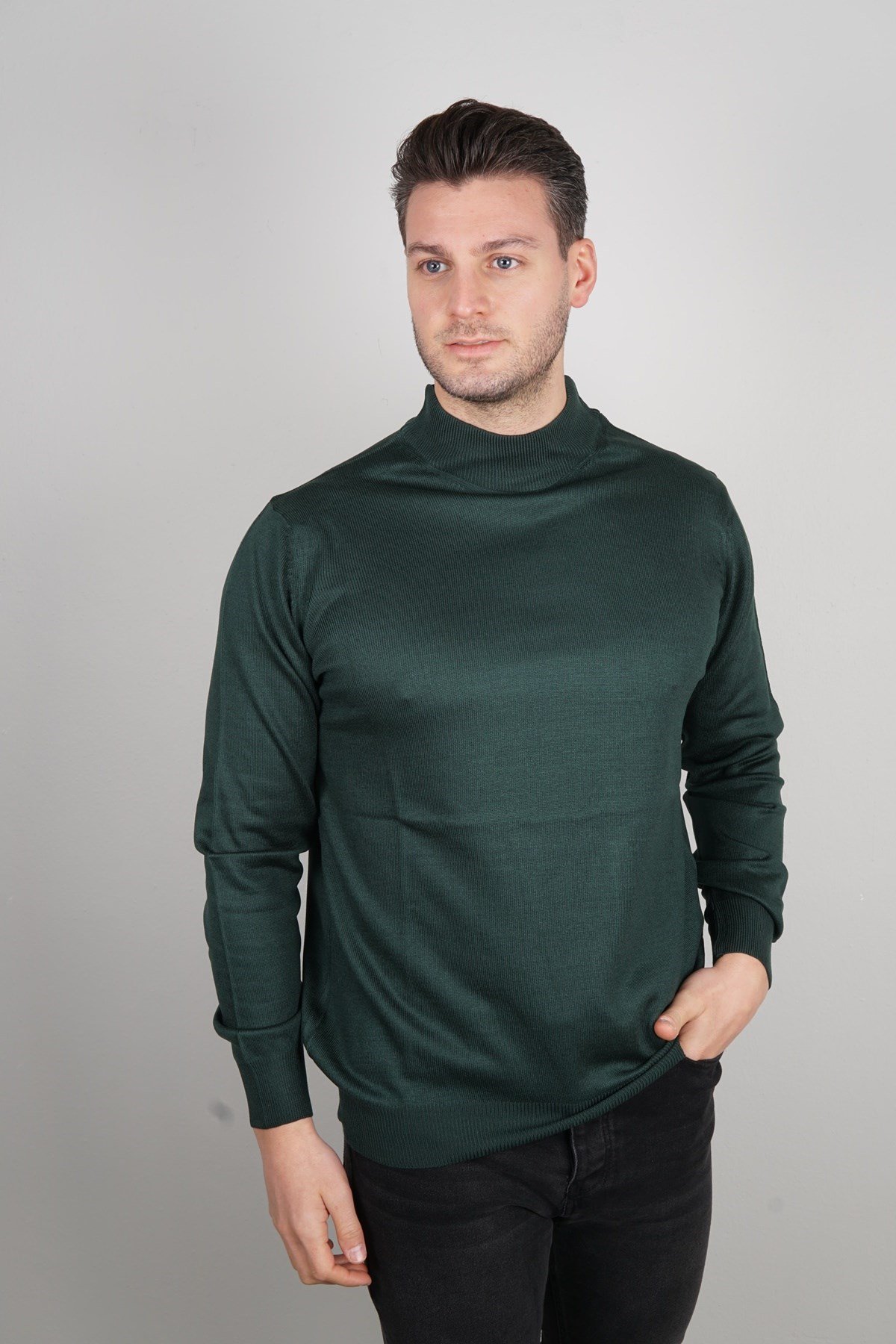 Maserto Haki Yarım Balıkçı Yaka Tüylenmeyen Triko Kazak