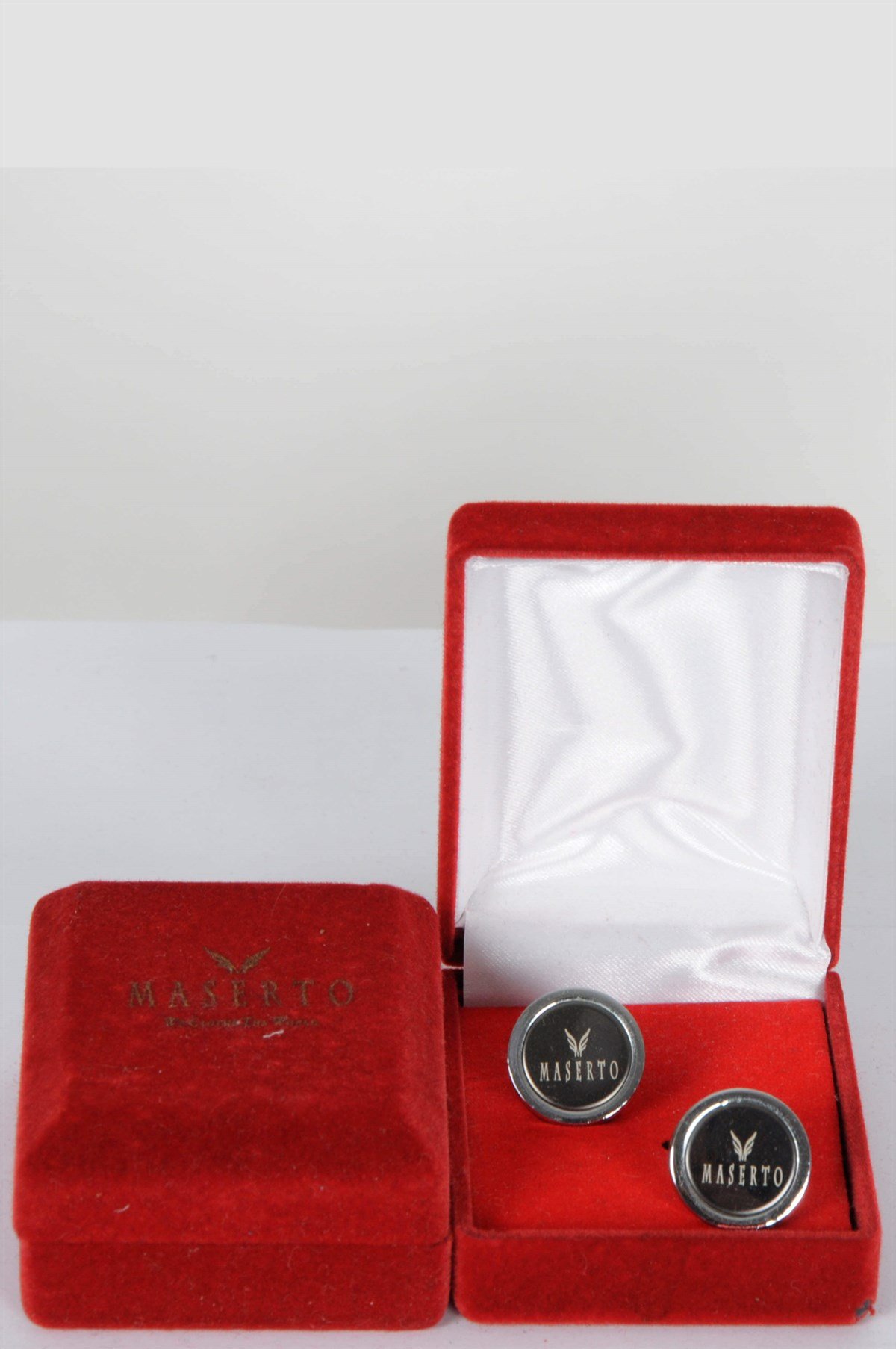 Maserto Klasik Siyah Kol Düğmesi