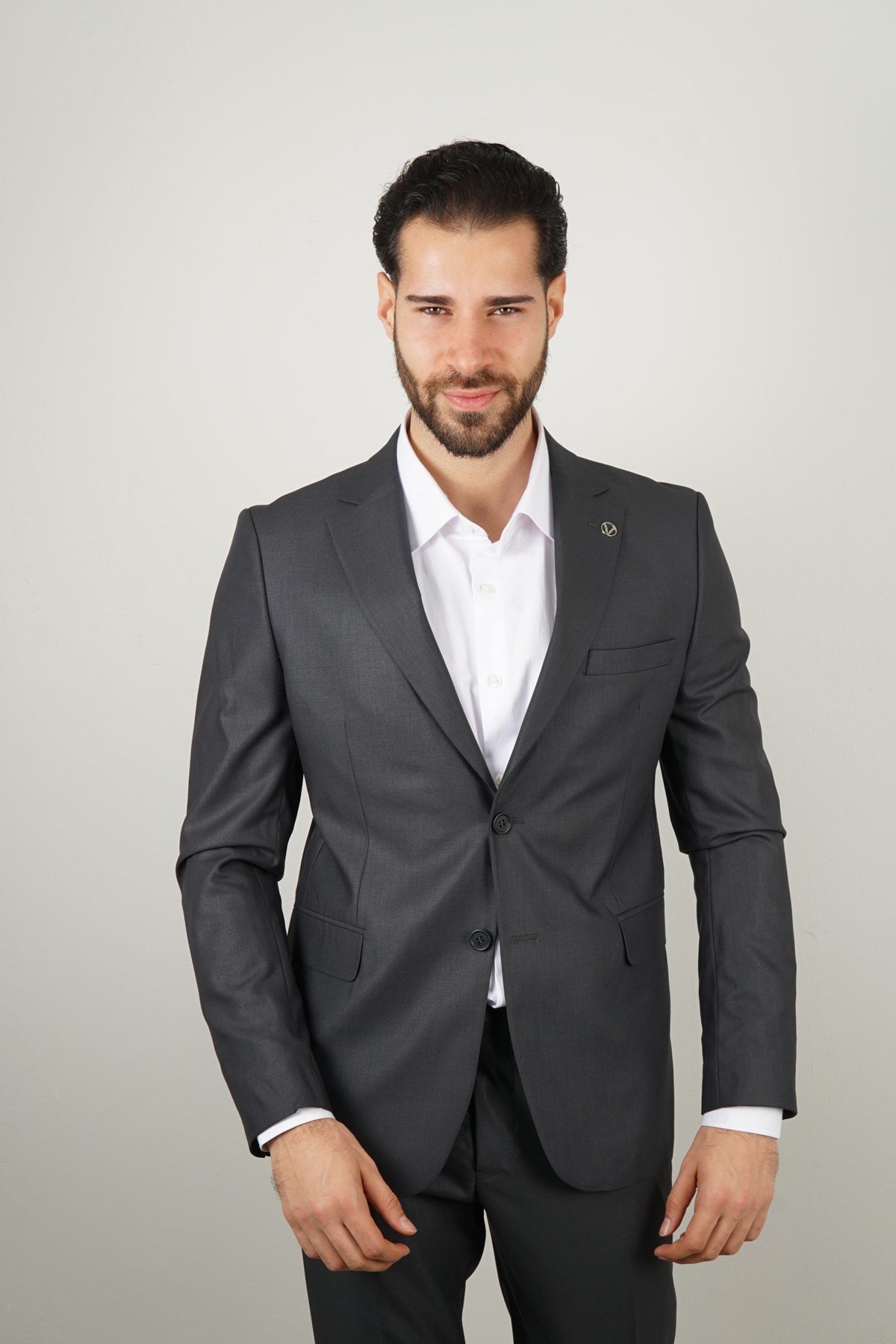 Maserto Koyu Gri Takım Elbise Kendinden Desenli