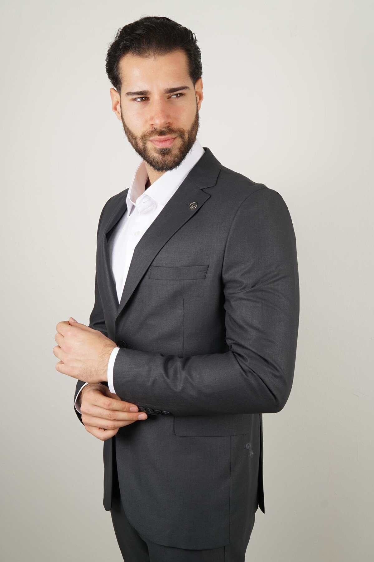 Maserto Koyu Gri Takım Elbise Kendinden Desenli