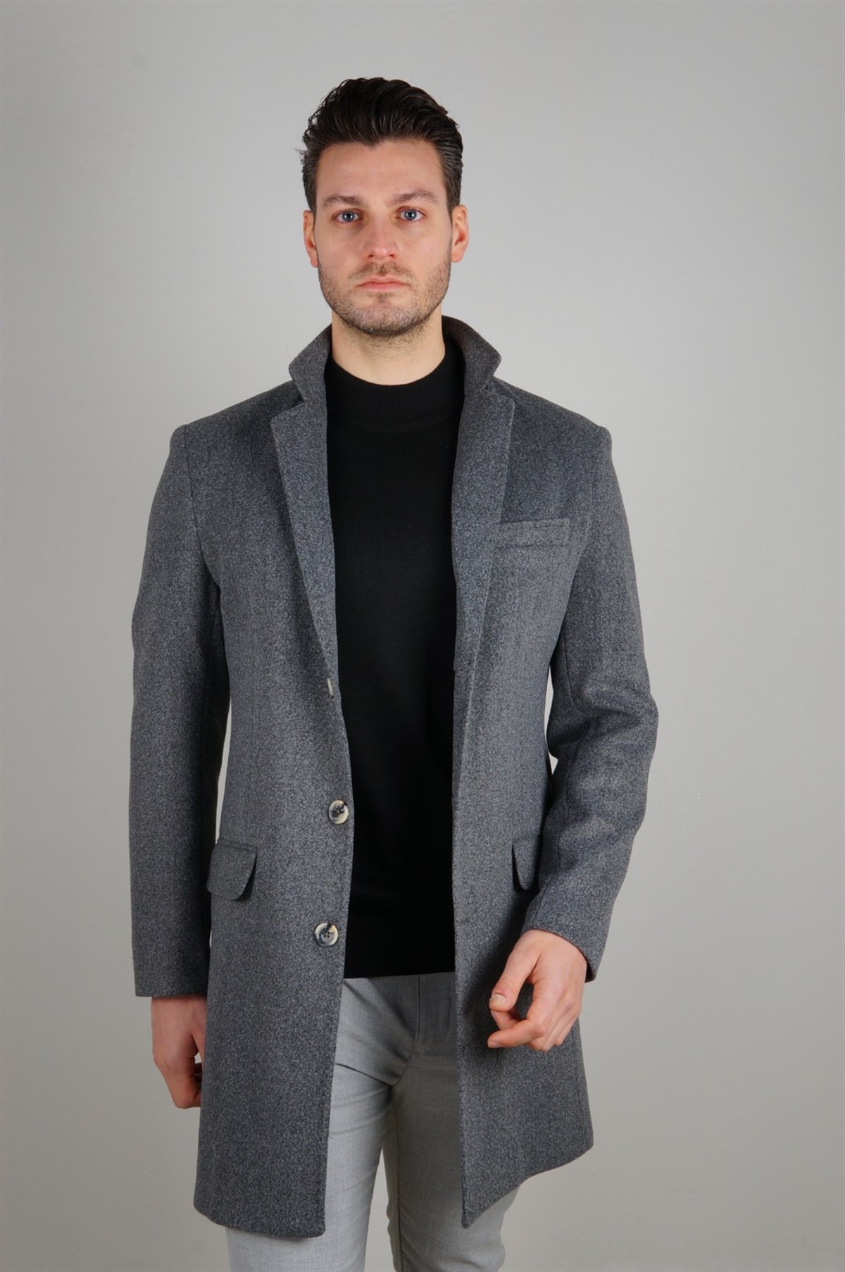 Maserto Mono Yaka Gri Kaban Düz Desenli