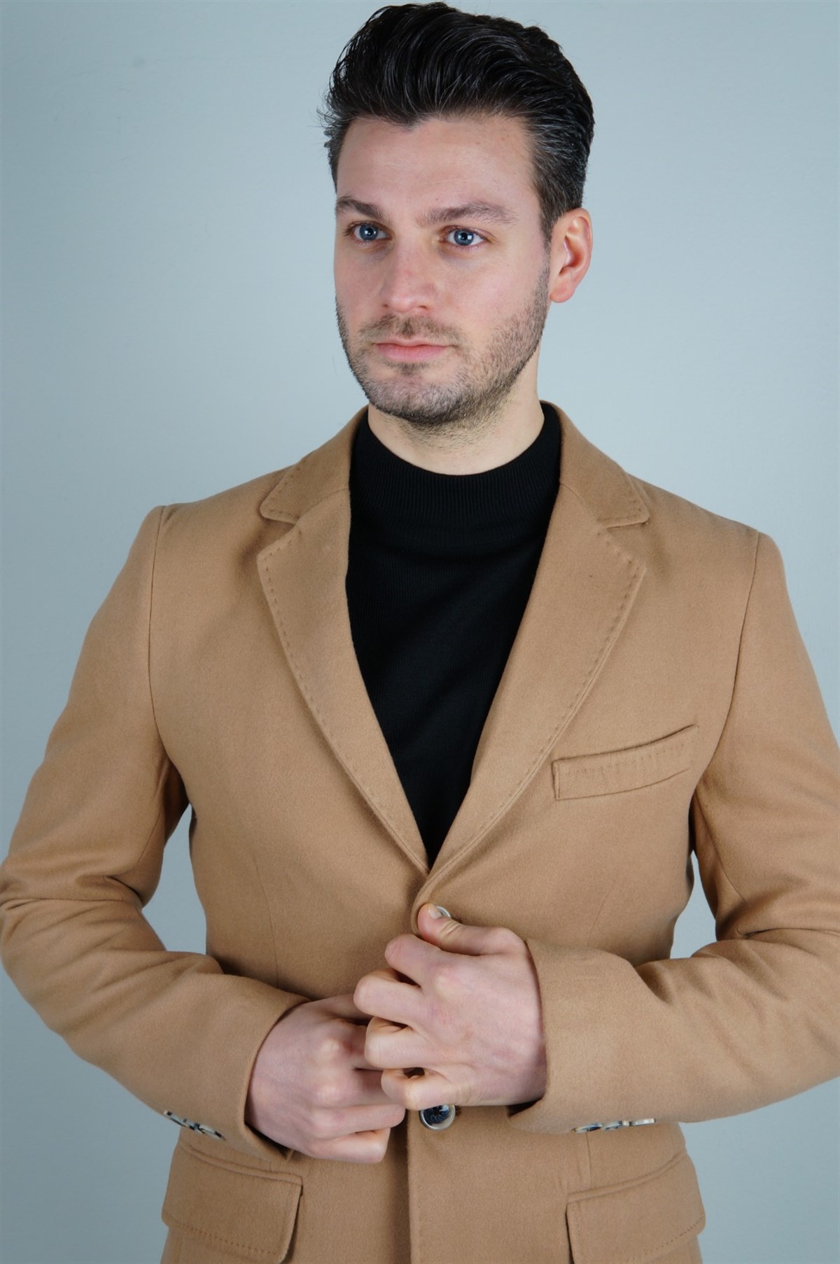 Maserto Mono Yaka Kahverengi Kaban Düz Desenli