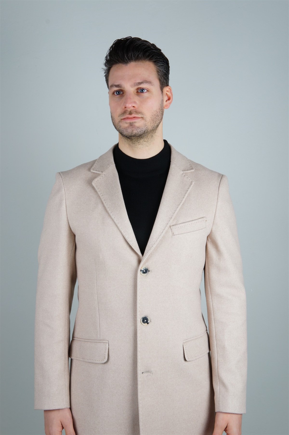 Maserto Mono Yaka Krem Kaban Düz Desenli