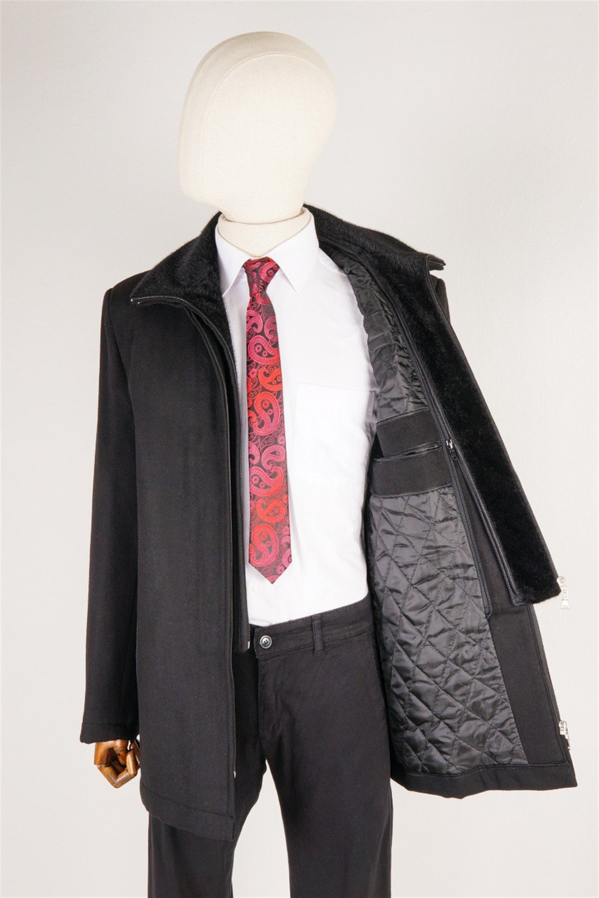 Maserto Regular Fit Siyah Kaban Düz Desenli