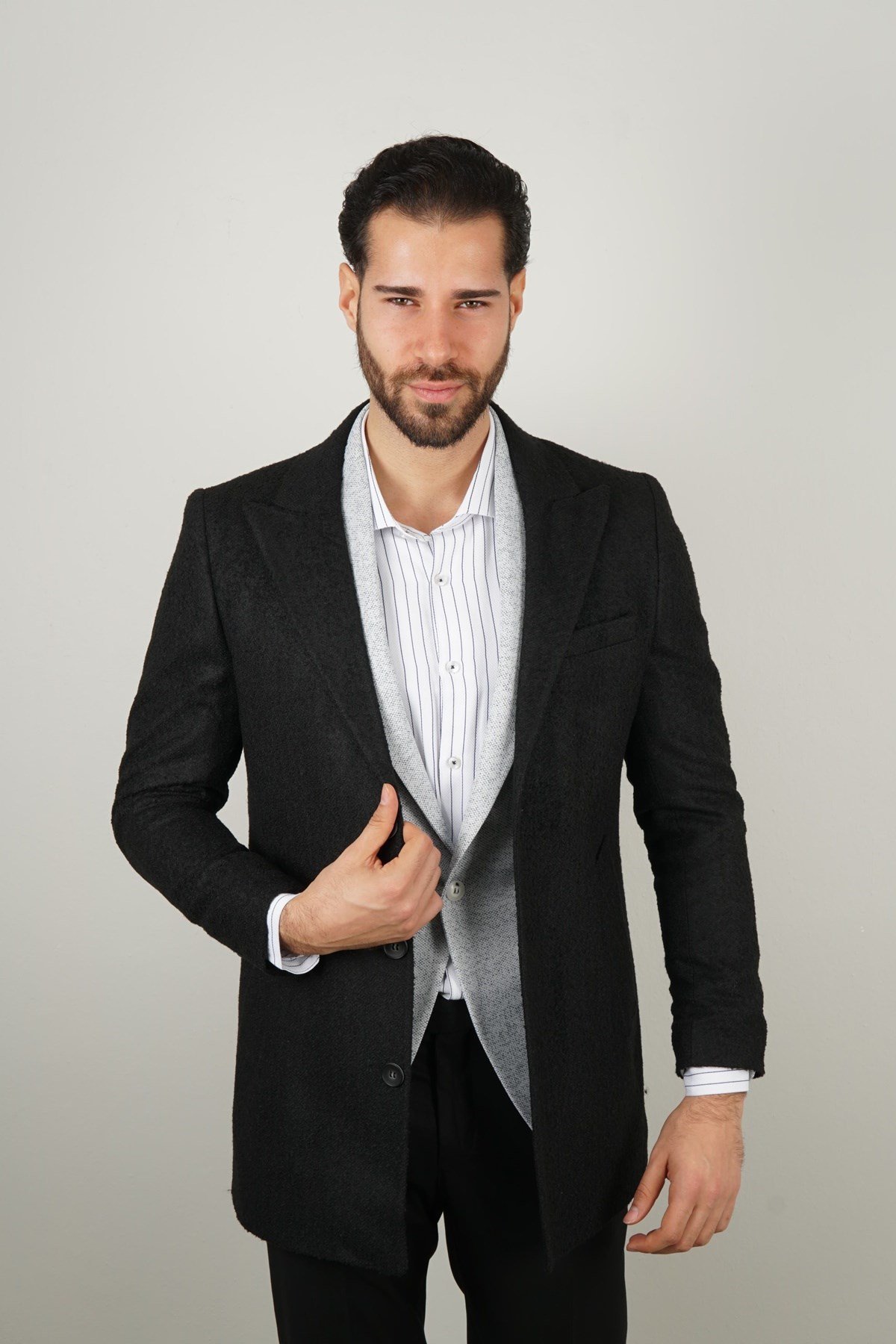 Maserto Siyah Kaban Düz Desenli