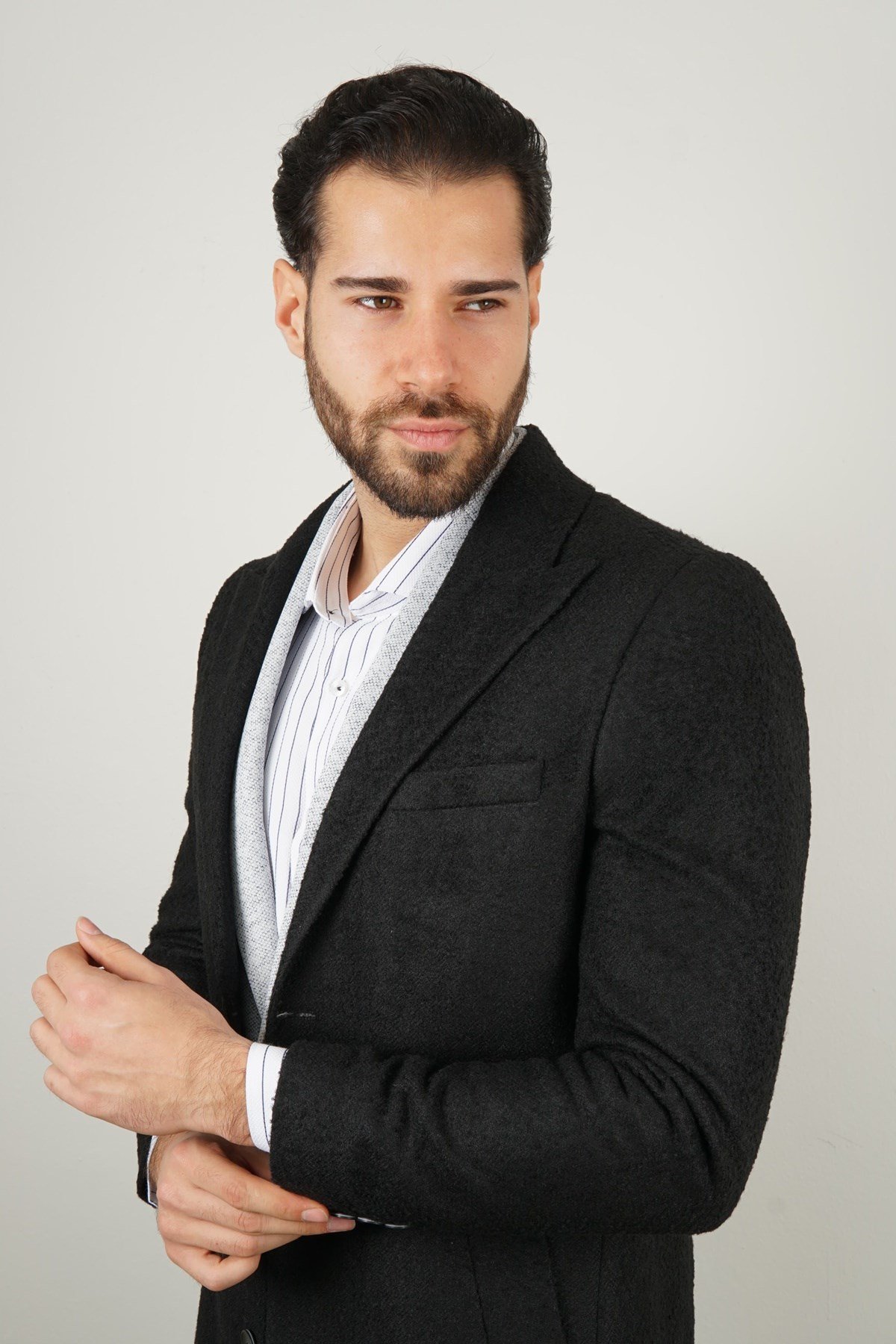 Maserto Siyah Kaban Düz Desenli