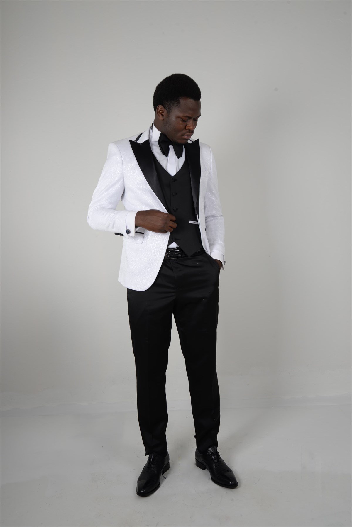 Maserto Slim Fit Beyaz Smokin Parlak Desenli