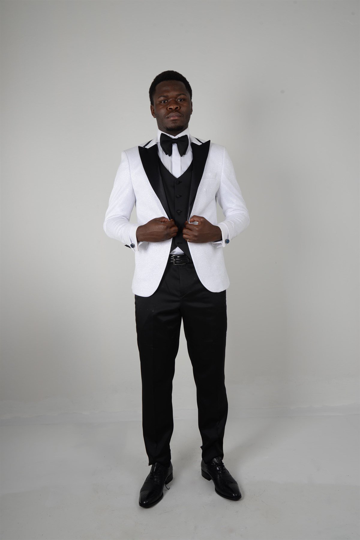 Maserto Slim Fit Beyaz Smokin Parlak Desenli