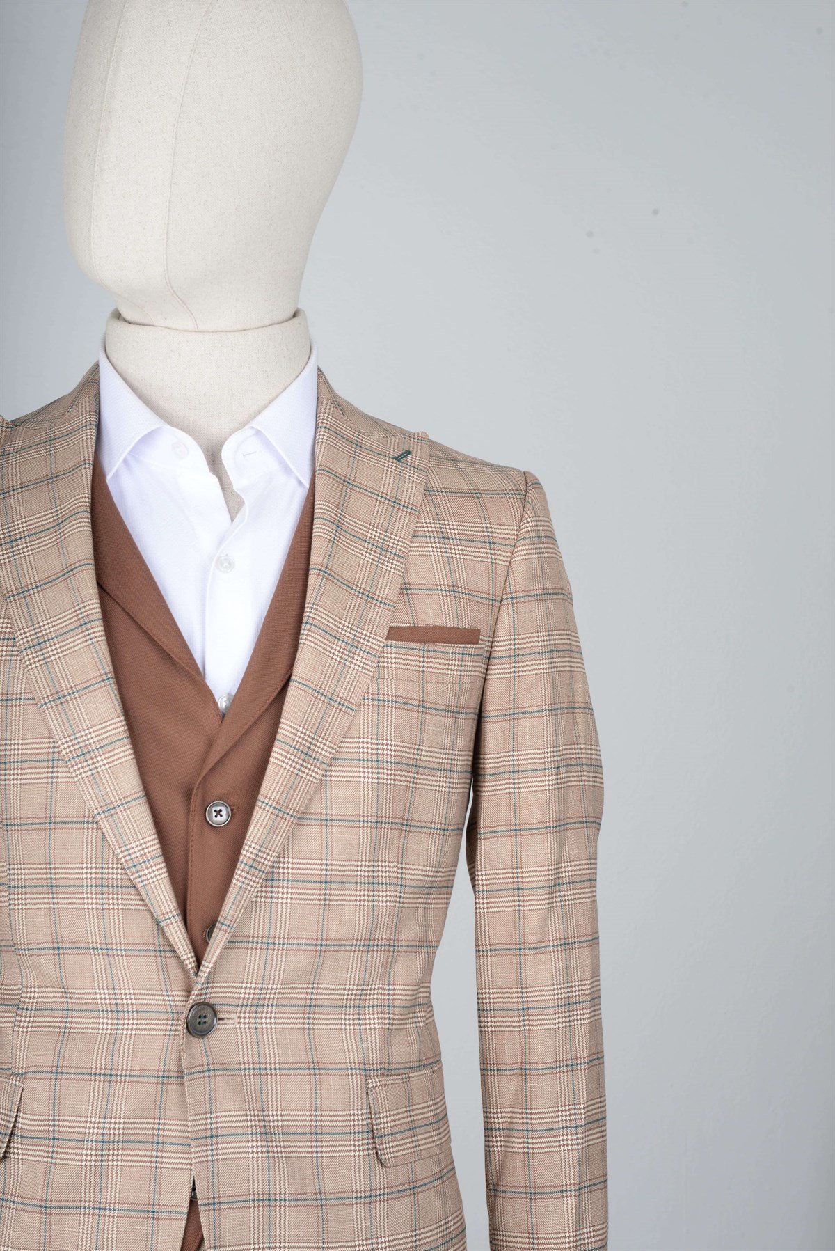 Maserto Slim Fit Kahverengi Yelekli Takım Elbise Ekose Desenli