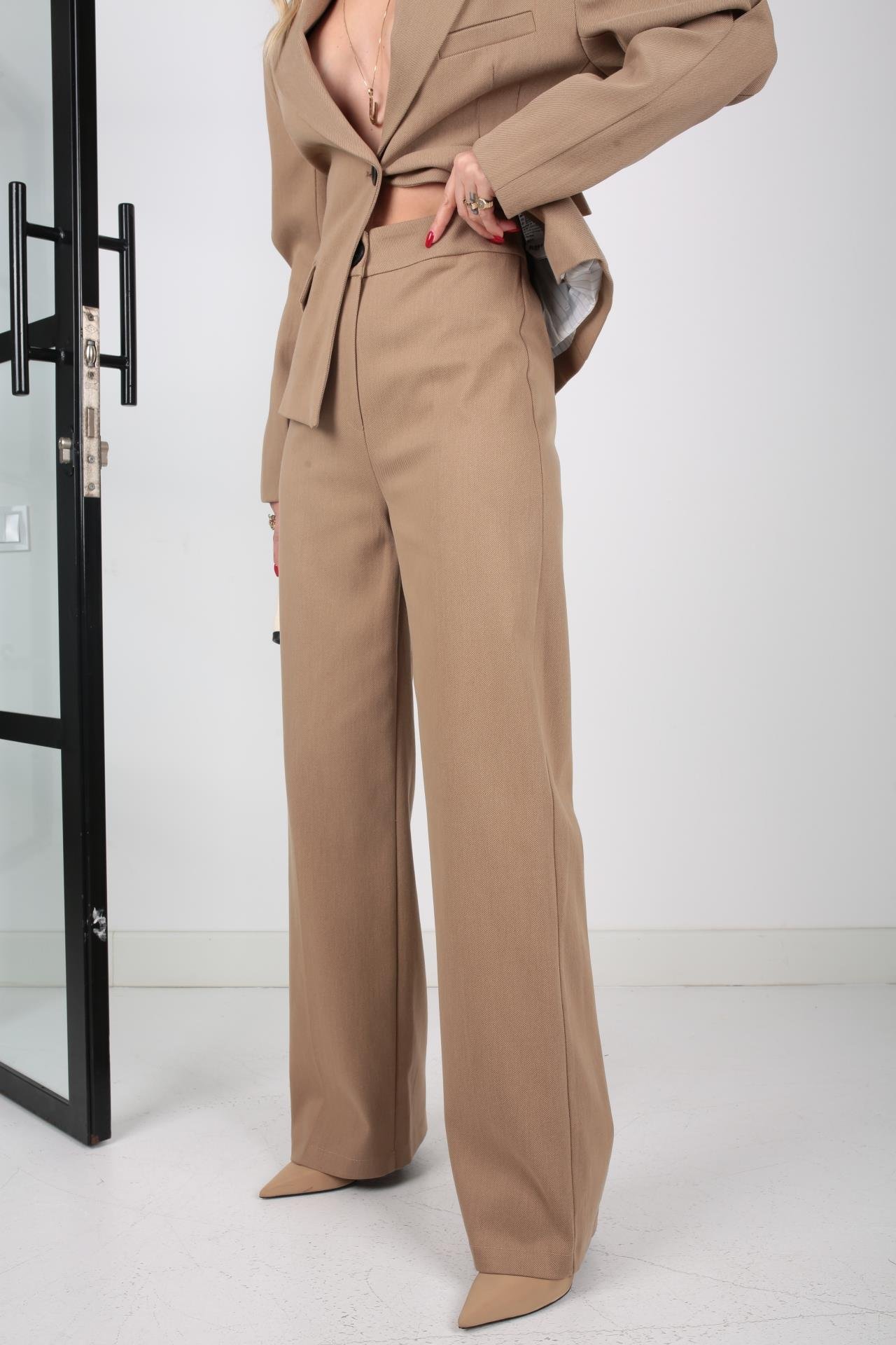 Belden Oturtmalı Kol Detay Camel Takım TAKIM