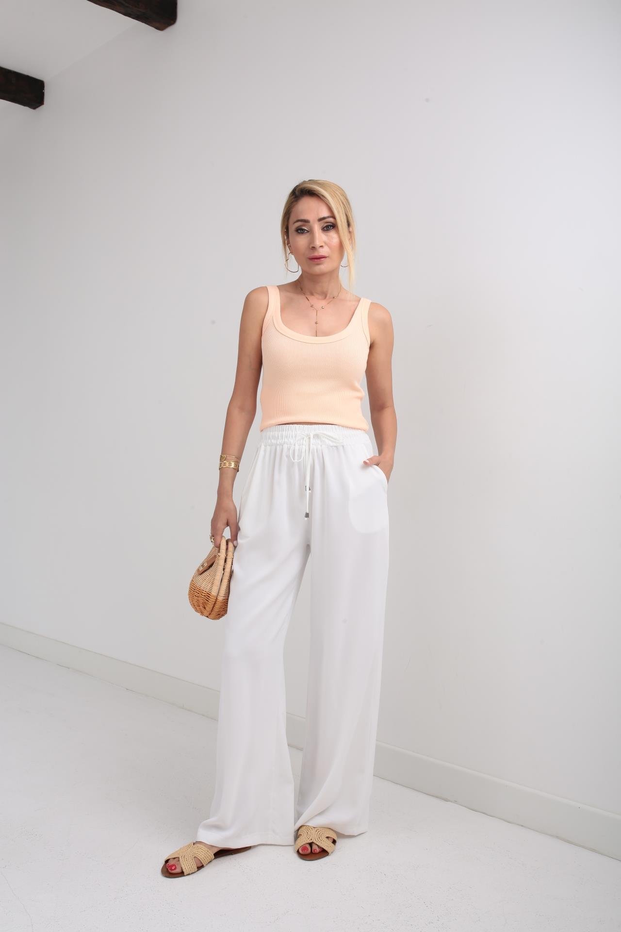 Beli Lastikli Bağcıklı Beyaz Geniş Kesim Pantolon PANTOLON | NO33