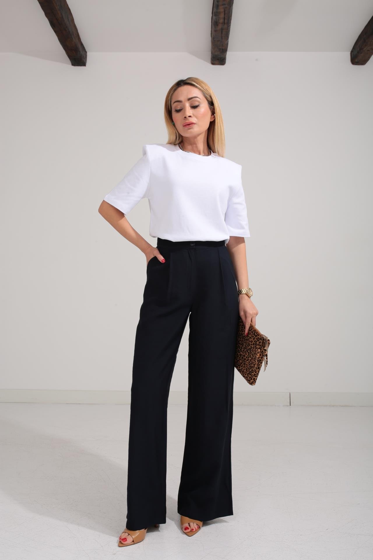 Beyaz Vatkalı Basic Tshirt T-SHİRT | NO33