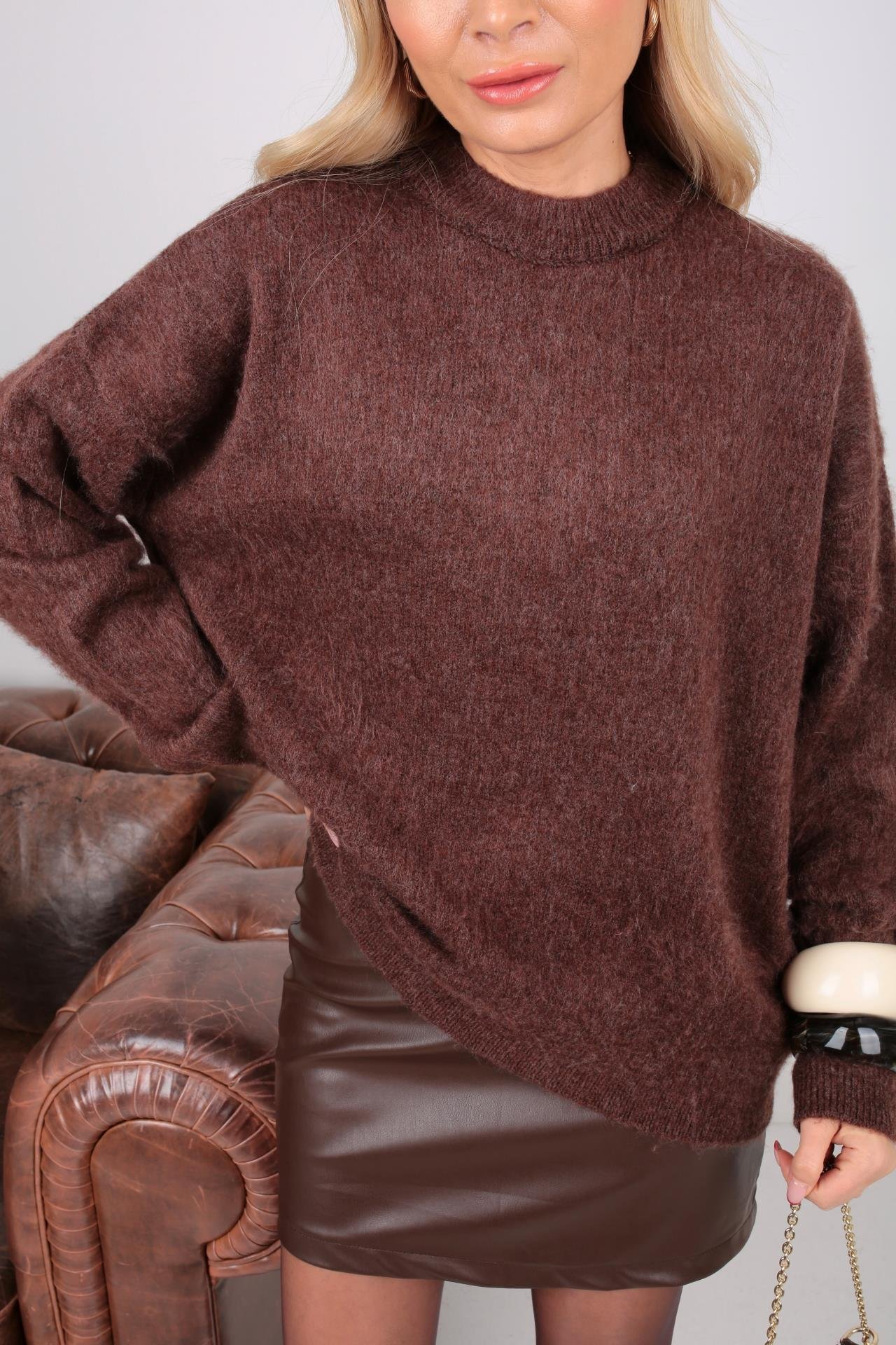 Bisiklet Yaka Kahve Basic Kazak TRİKO VE KAZAK