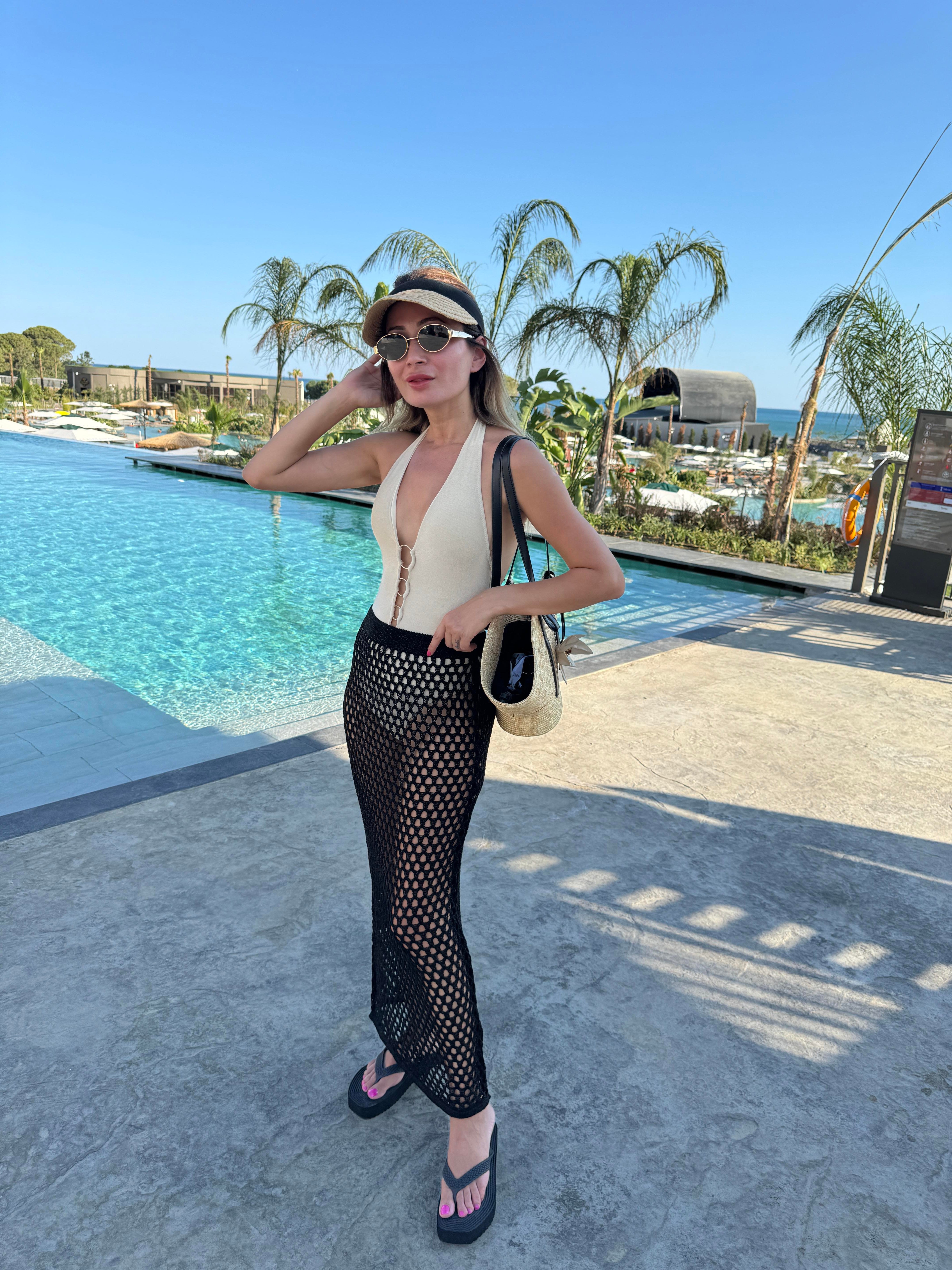 Büyük ajurlu Simli Siyah Triko Etek ETEK