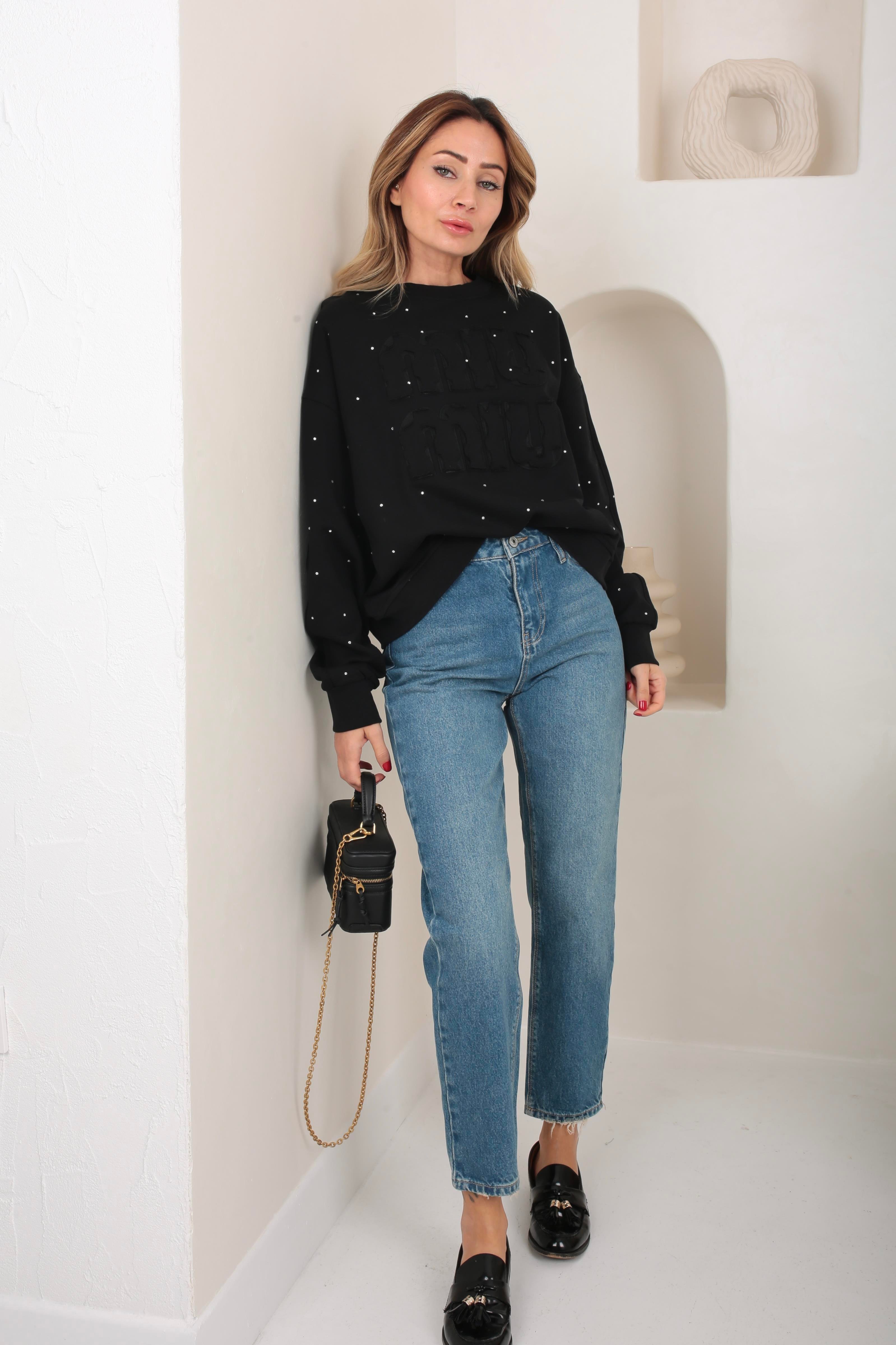 Büyük Nakışlı Taş Baskılı Siyah Sweatshirt SWEATSHİRT