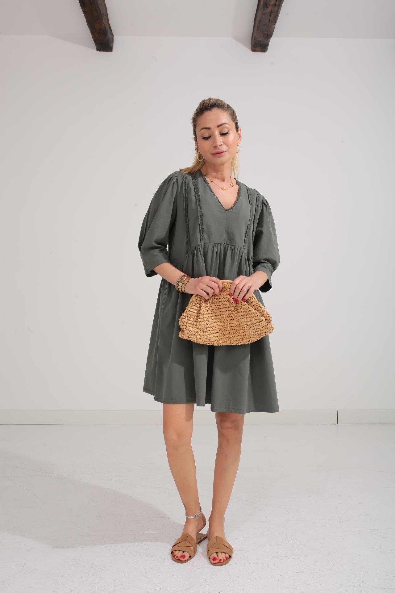 Dantel Detay V Yaka Haki Katlı Elbise ELBİSE | NO33