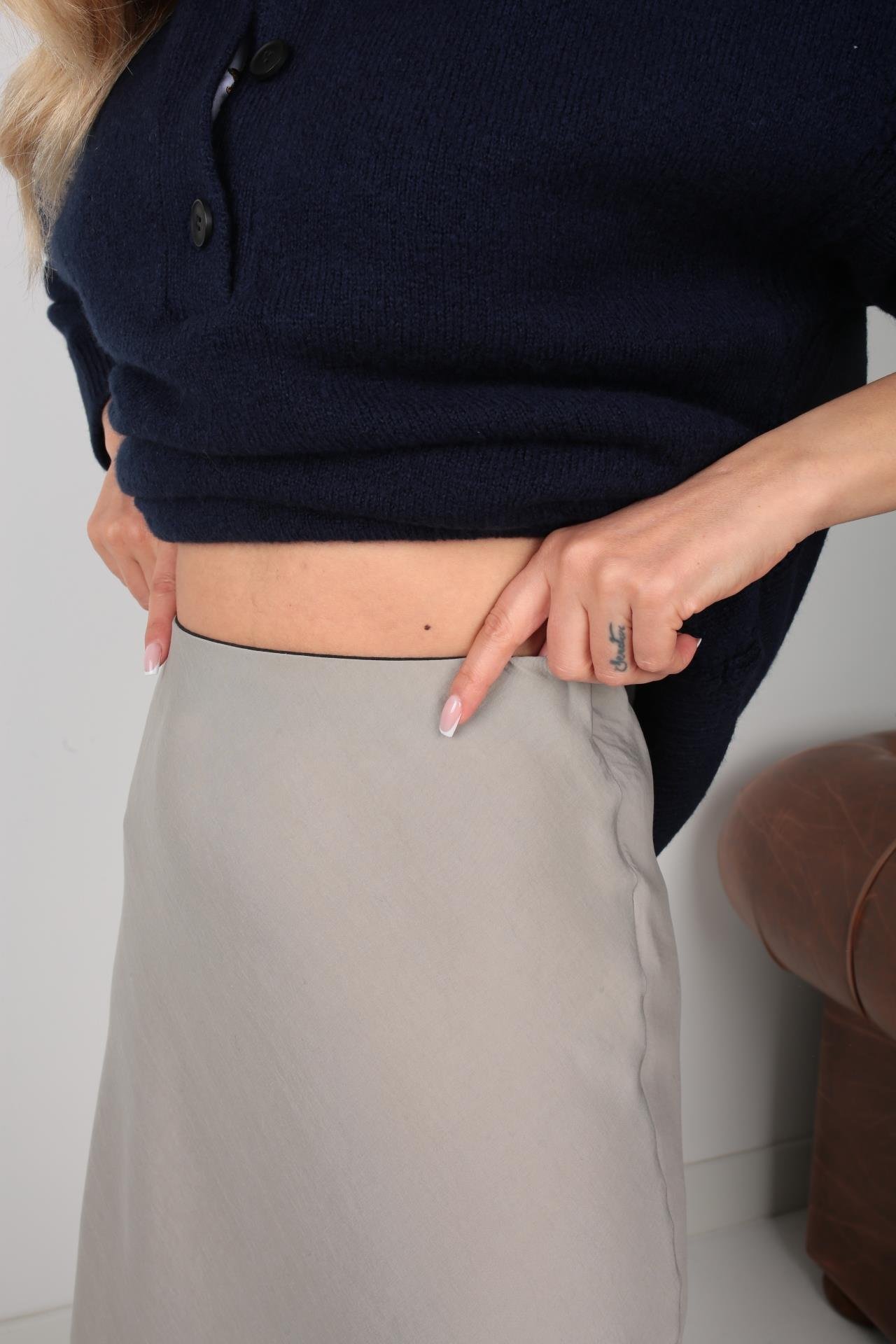 Dokuma Kumaş Verev Kesim Vizon Etek ETEK