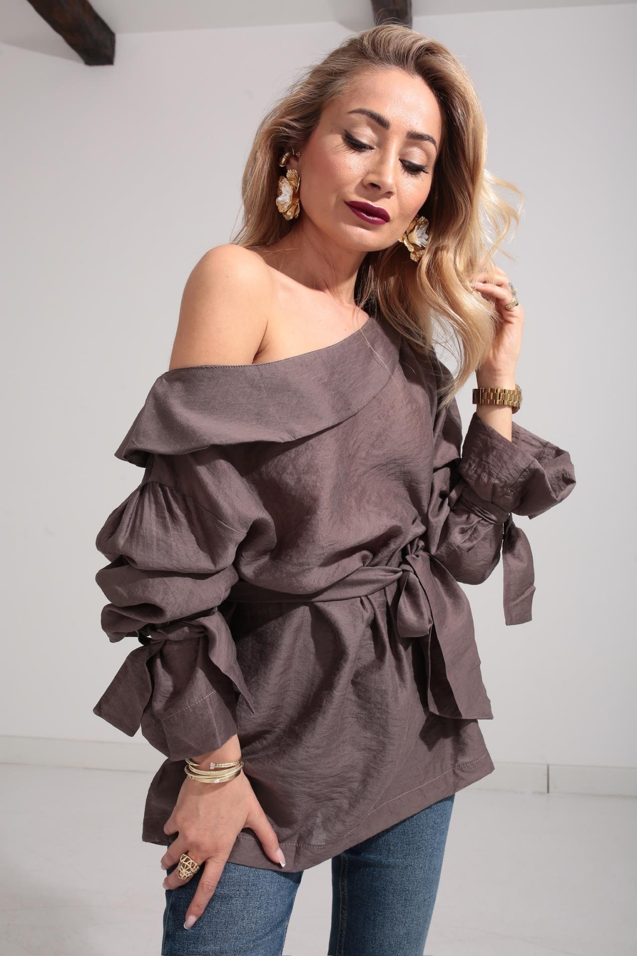 Düşük Omuz Kahve Bluz BLUZ