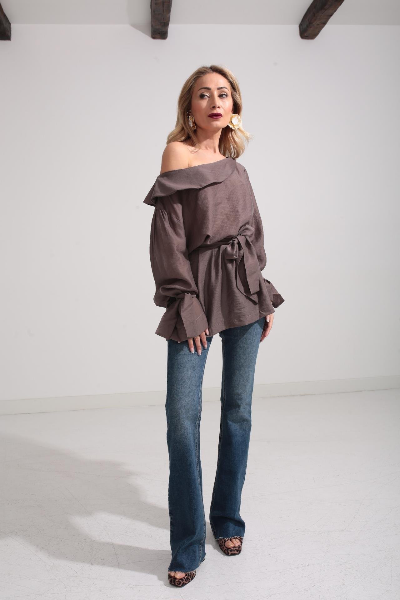 Düşük Omuz Kahve Bluz BLUZ