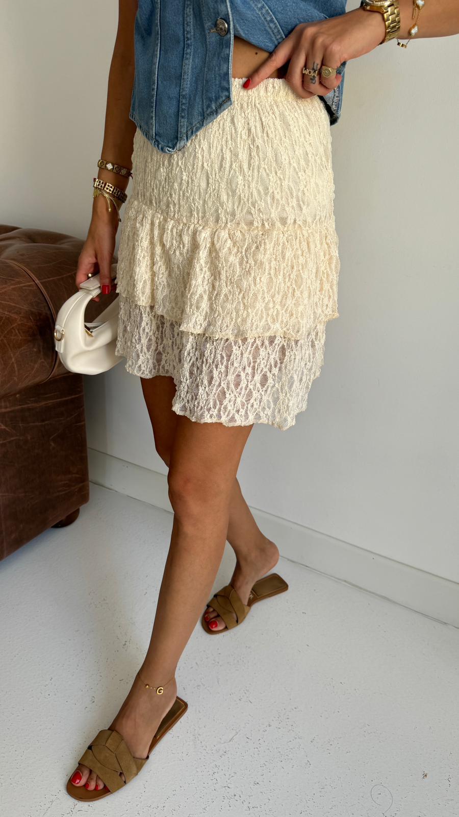 Ekru Katlı Kısa Dantel Etek ETEK