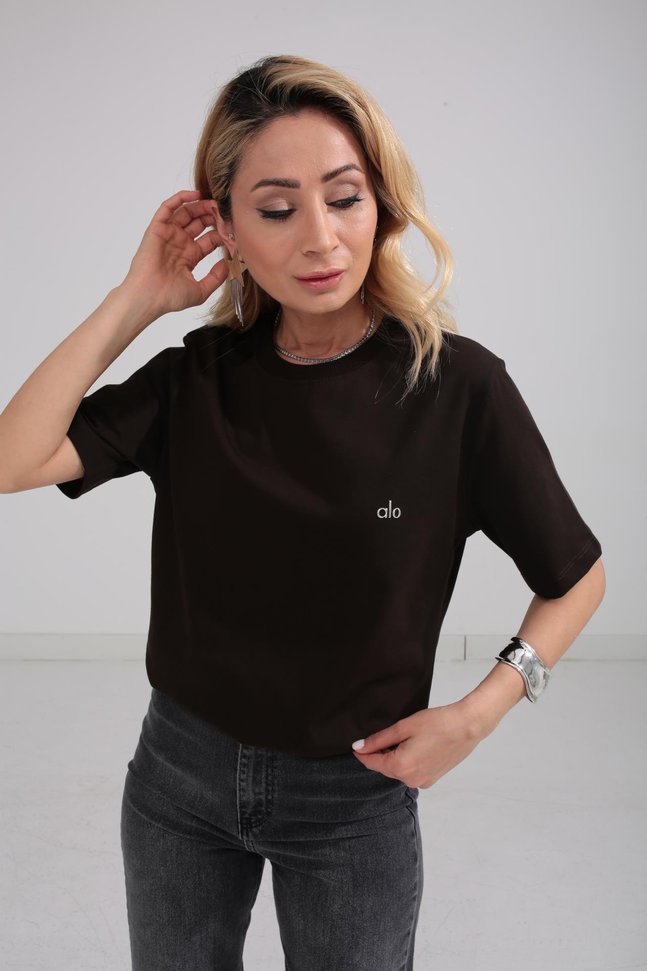 Fitilli Yaka Baskılı Kahce Basic Tshirt T-SHİRT | NO33