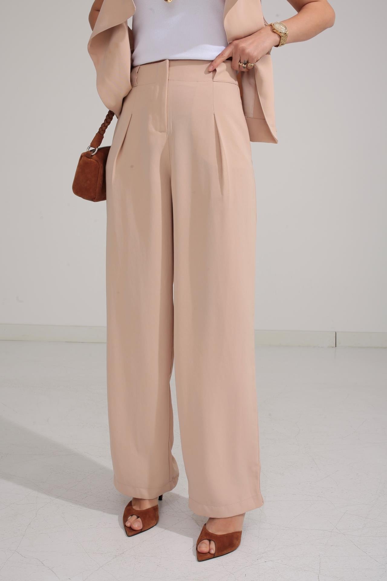 Geniş Yaka Camel Yelek Pantolon TAKIM